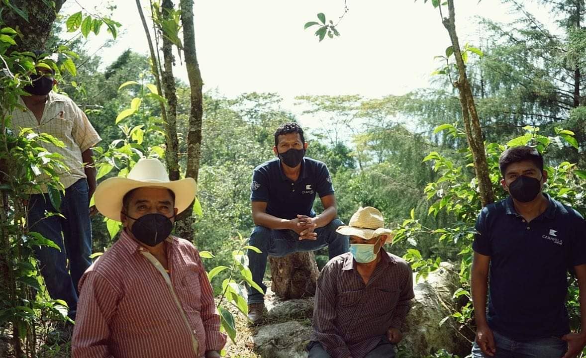 El Salvador Familia Diaz - Badger & Dodo